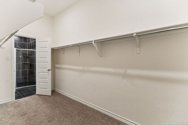 Building Photo - 12142 Buckaroo Ranch