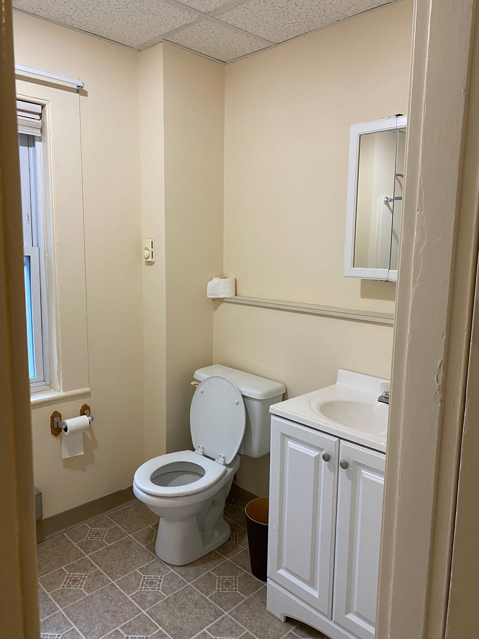 Bathroom - 200 Norfolk St