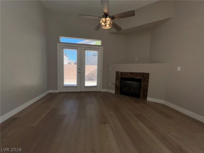 Building Photo - 10780 Valencia Hills St