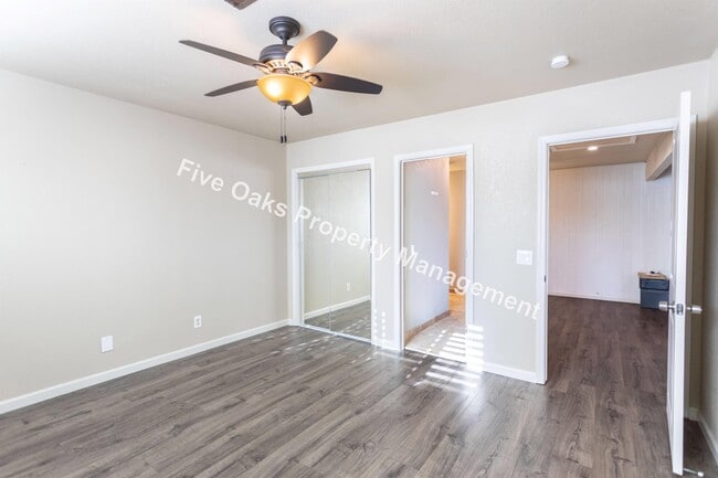 Building Photo - 2815 Stanford Ln