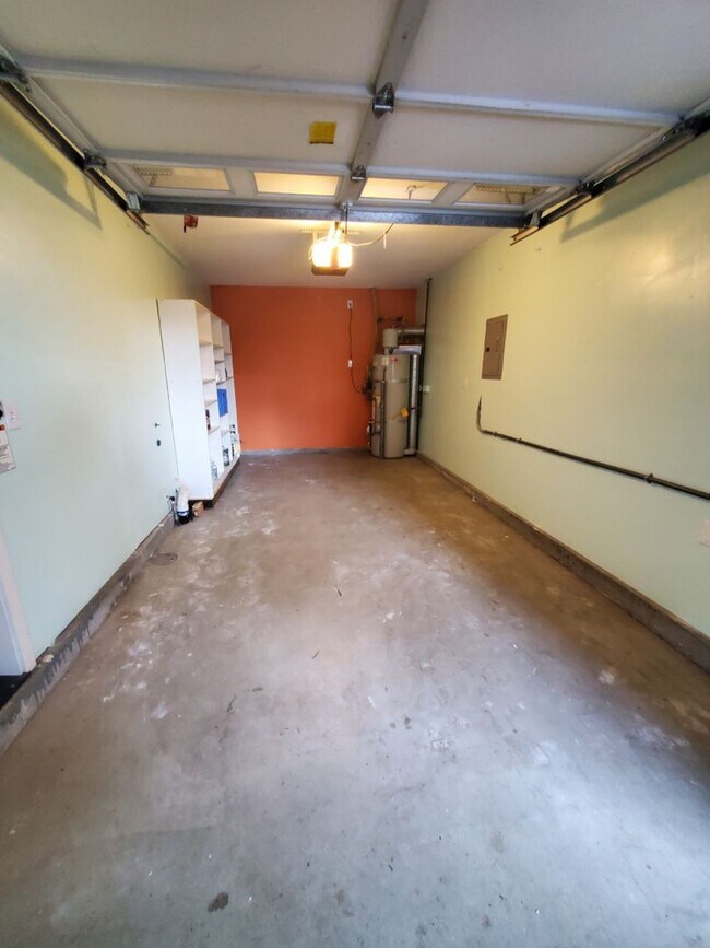 Building Photo - Modern Craftsman Living Between Ballard & ...