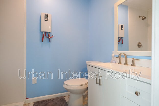 Building Photo - 501 Benning Dr