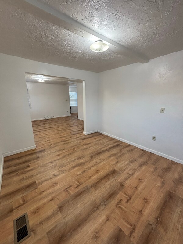 Building Photo - 2940 S Ammon Rd