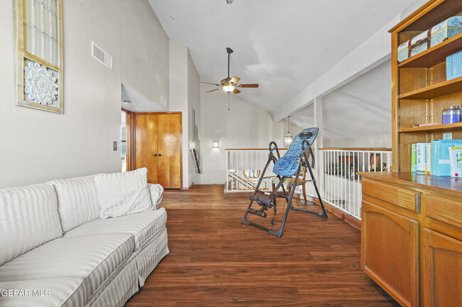 Building Photo - 851 Dulce Tierra Dr