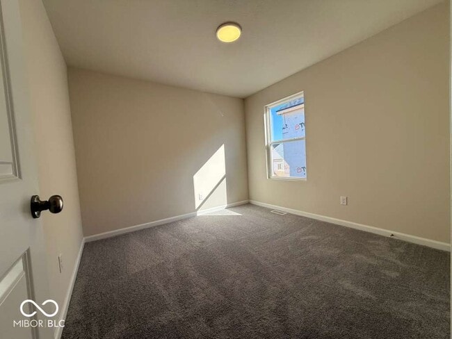 Building Photo - 3815 Sterling Dr