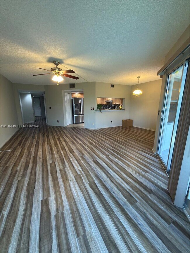 Building Photo - 1300 SW 125th Ave