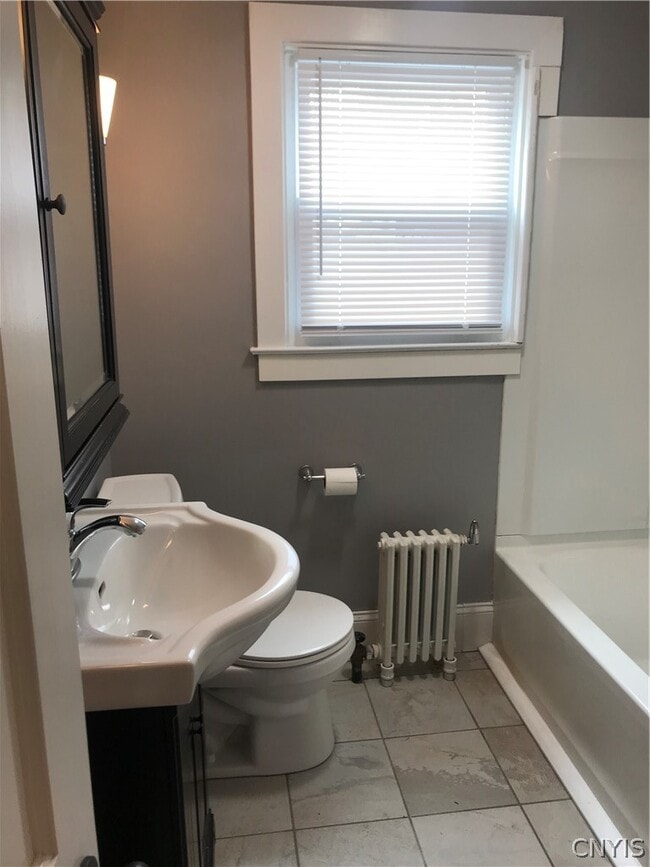 Building Photo - 44 Westmoreland St