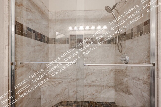 Building Photo - Check out this beautiful 2-bedroom, 2.5 ba...