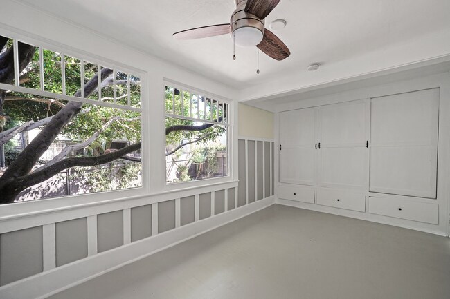 Building Photo - 50 Wavecrest Ave