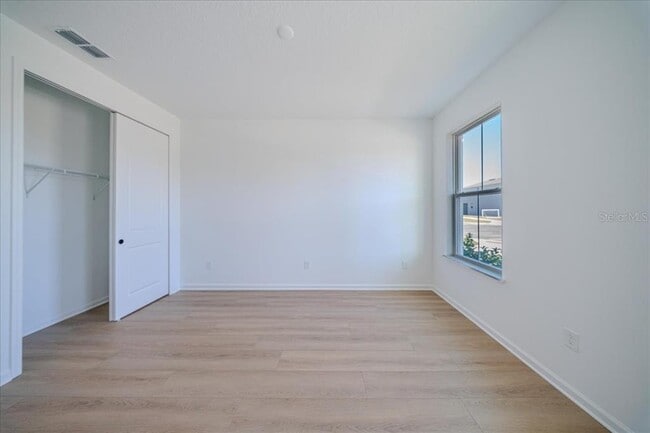 Building Photo - 1850 Falconhurst Ln