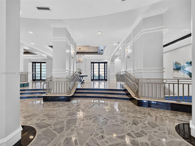 Building Photo - 2501 S Ocean Dr