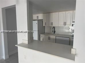 Building Photo - 290 Sunrise Dr