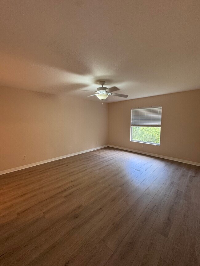 Building Photo - 12361 Notting Hill Ln