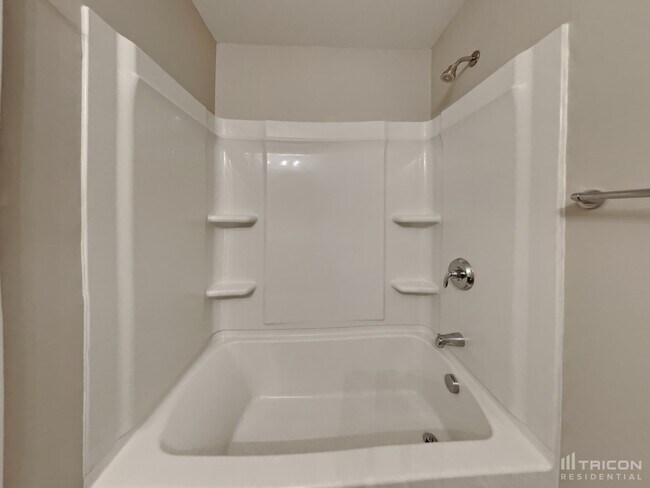 Building Photo - 2820 Wild Poplar Way
