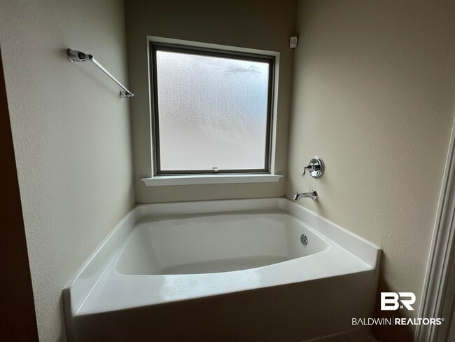 Building Photo - 31573 Shearwater Dr