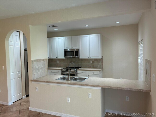 Building Photo - 101 Lake Monterey Cir