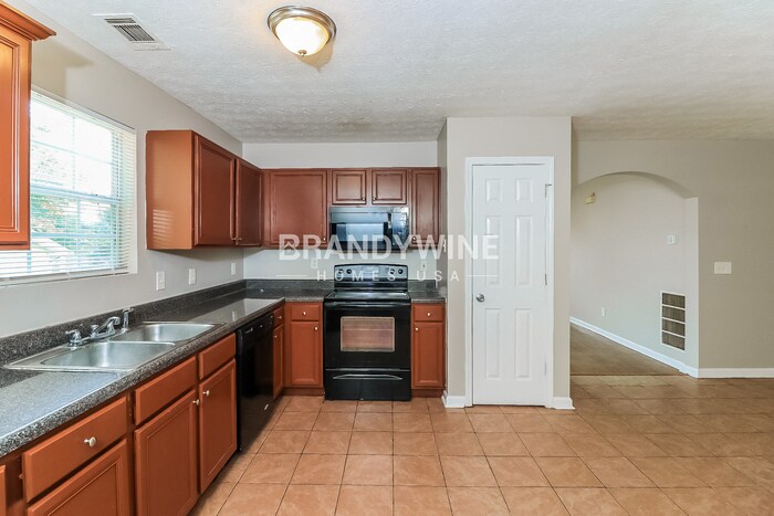 Building Photo - 3918 Tolliver Hills Dr