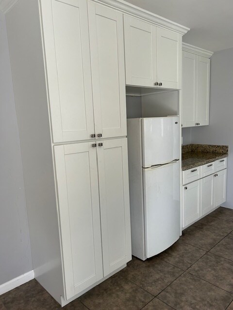 Kitchen and pantry - 2145 San Francisco Ave