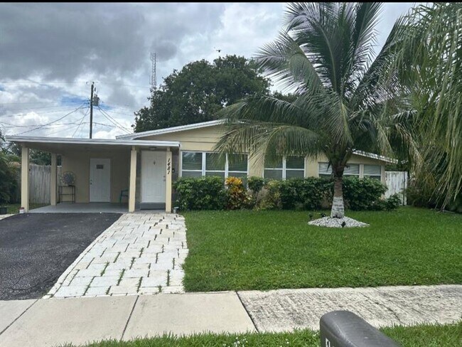 Primary Photo - 1481 NW 2nd St