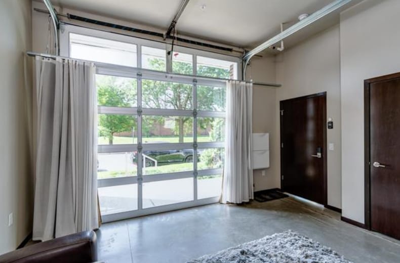 Building Photo - 803 E Mifflin St