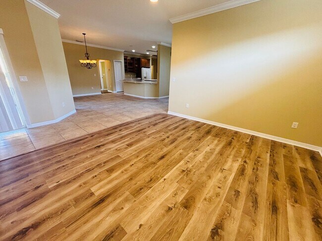 Building Photo - Beautiful home in Health Brook Hills