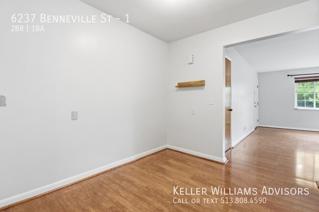 Building Photo - 6237 Benneville St