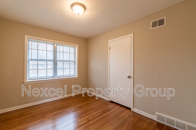 Building Photo - 5121 Ginger Cir