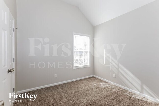 Building Photo - 41 Citadel Dr