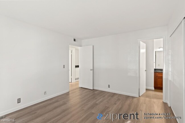 Building Photo - 2 br, 2 bath Condo - 1037 Alta Mira Drive,...