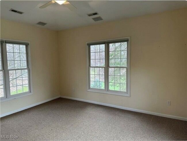 Building Photo - 475 Eagle Trce
