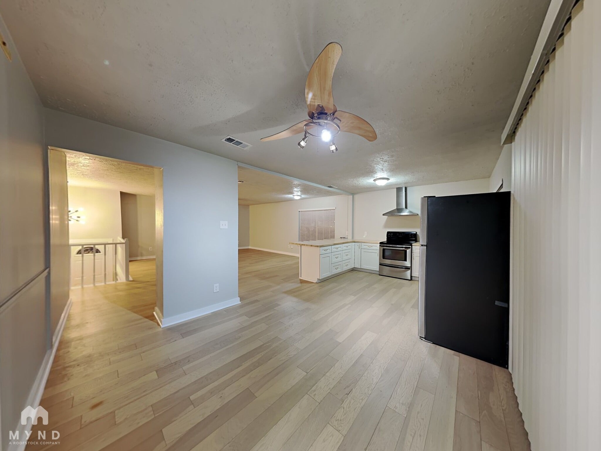 Building Photo - 15218 Tresch Ln