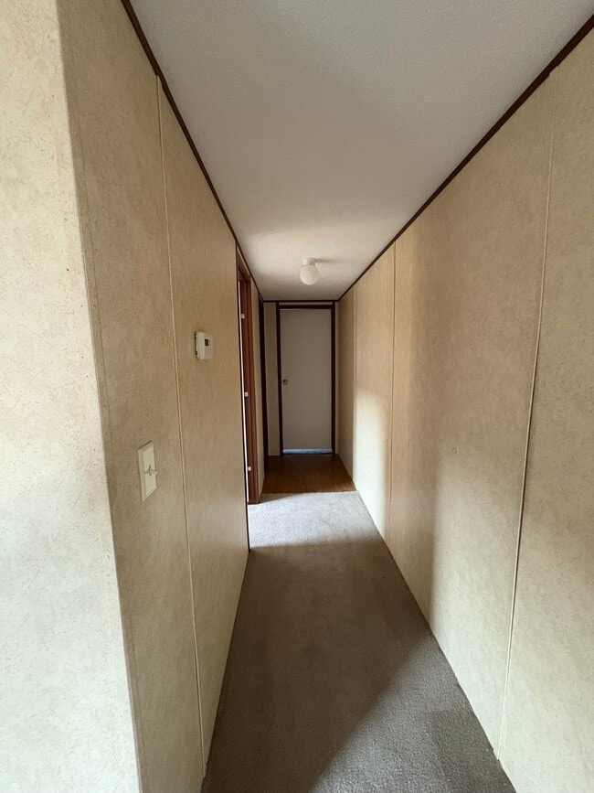 Building Photo - 6659 Daisy