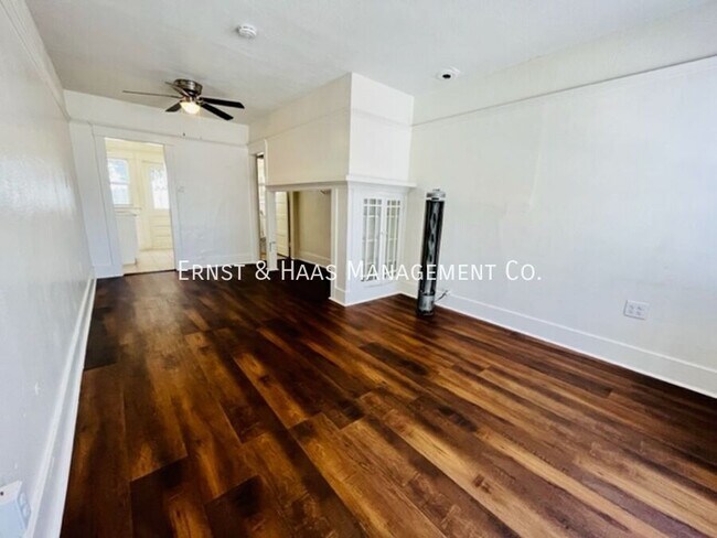 Building Photo - 826 Magnolia Ave