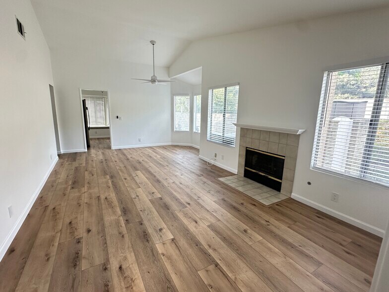 Building Photo - 22930 Banyan Pl