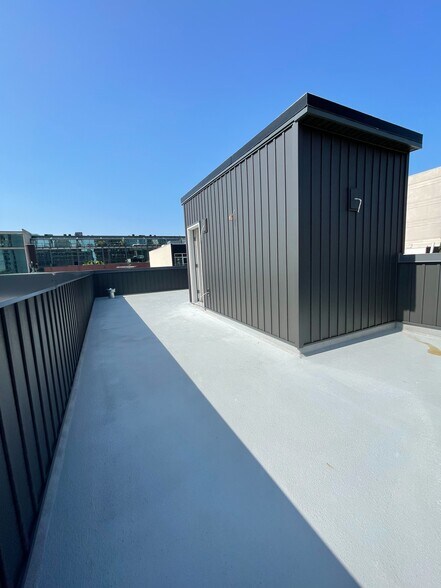 Building Photo - 1325 Rodman St