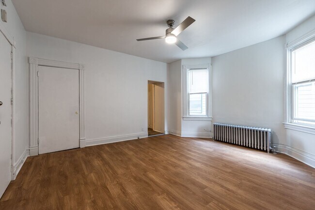 Building Photo - 519 N Euclid Ave