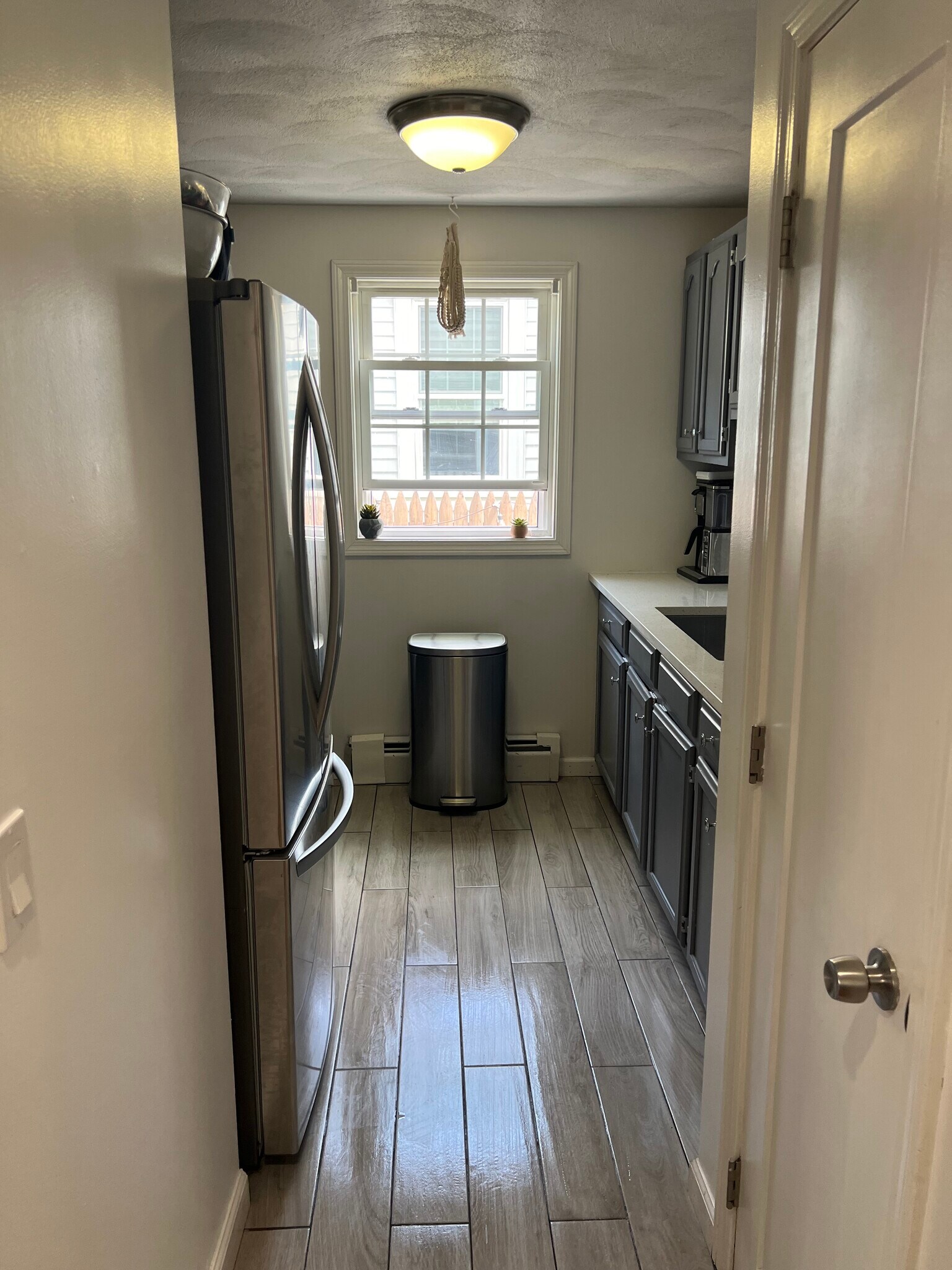 Building Photo - 64 Sterling St