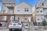 Building Photo - 165 Winfield Ave