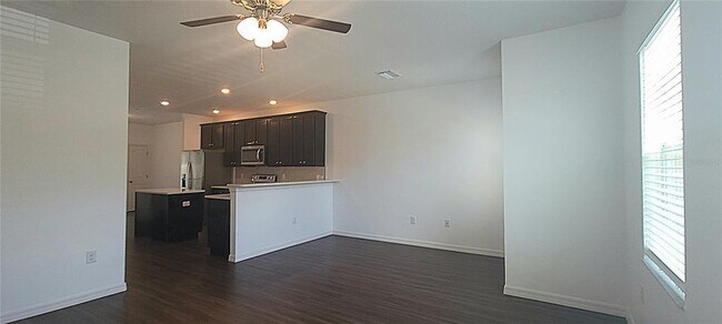 Building Photo - 5520 Angel Fish Ct