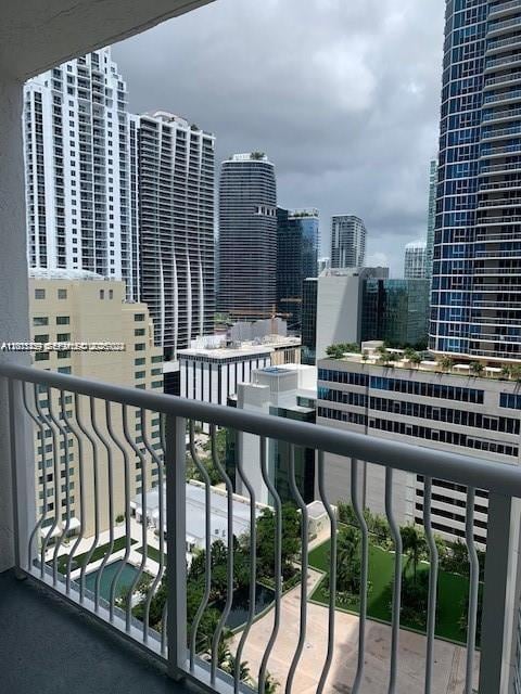 Building Photo - 1200 Brickell Bay Dr