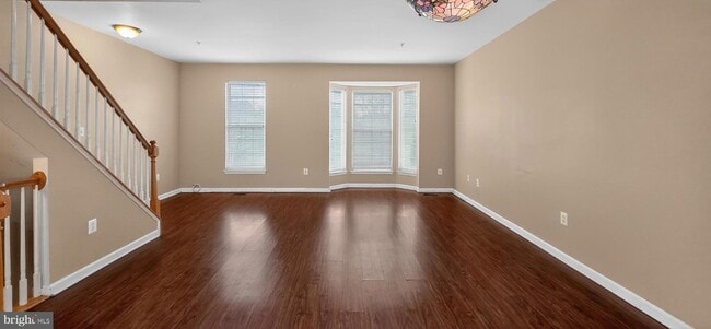 Building Photo - 2483 Lakeside Drive