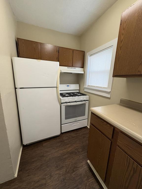 Building Photo - 107 E. Second St.