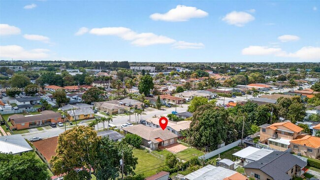 Building Photo - 7261 SW 21st St