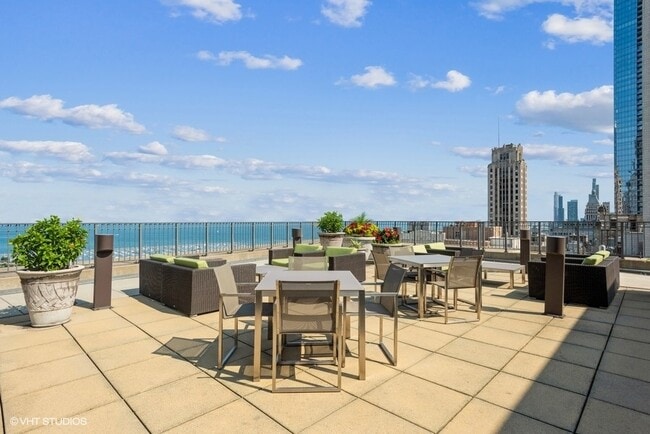 Building Photo - 130 N Garland Ct