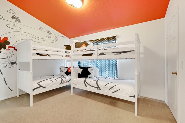 Building Photo - 2530 Maneshaw Ln