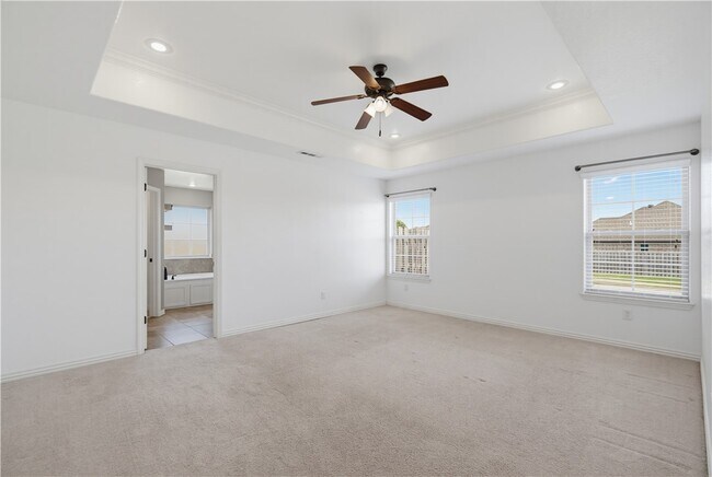 Building Photo - 1500 Aniston Rd