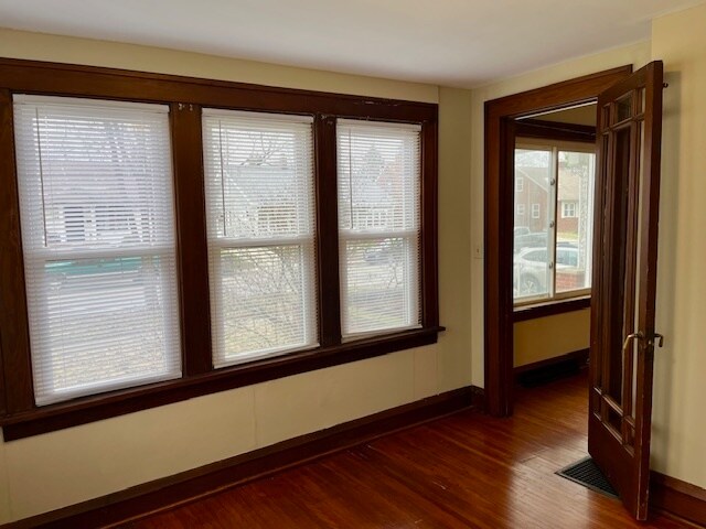 Building Photo - 1225 E Jefferson St