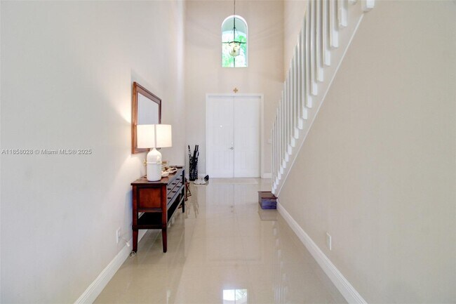Building Photo - 1610 Sandpiper Cir