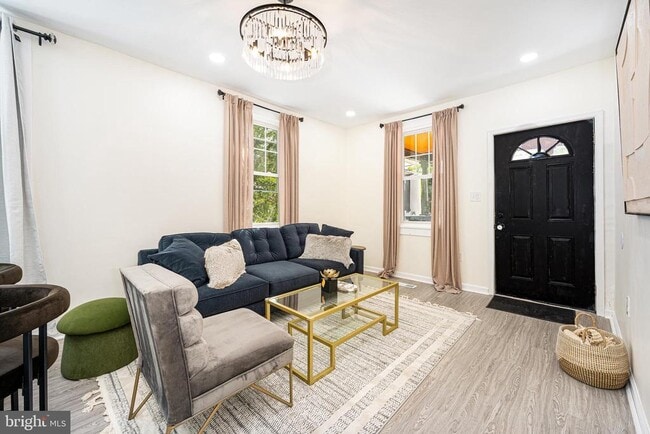 Building Photo - 2800 Upshur St