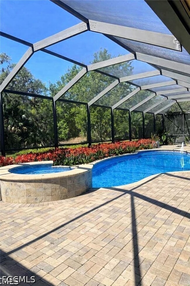 Building Photo - 13010 River Bluff Ct